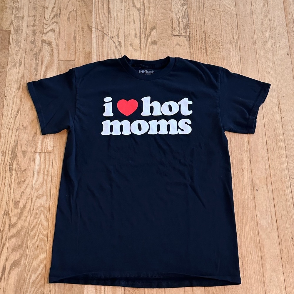I Love Hot Moms Danny Duncan Black T Shirt Women’s